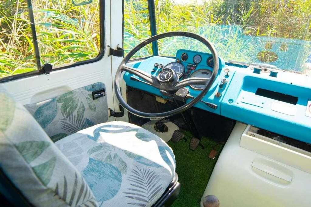 Jabuti Autocaravana Con Porche Y Aparcamiento Cádiz Eksteriør billede